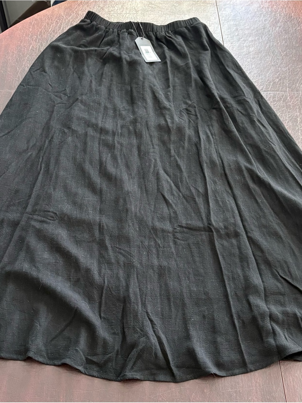 NWT Black Aleeza Paris Laura Flowy Skirt - Medium